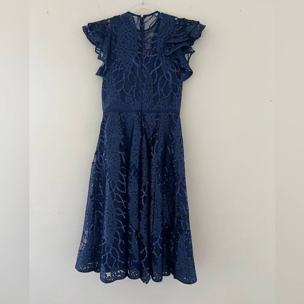 MAC DUGGAL FLUTTER SLEEVE SEQUIN APPLIQUE COCKTAIL DRESS NAVY SIZE 6 NWOT - Picture 4 of 5
